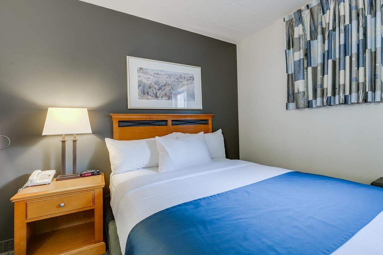Hotel West Wing At Park Town Saskatoon Zewnętrze zdjęcie