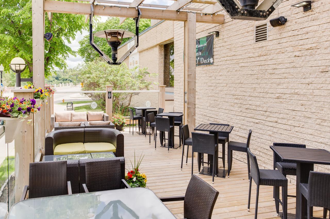 Hotel West Wing At Park Town Saskatoon Zewnętrze zdjęcie